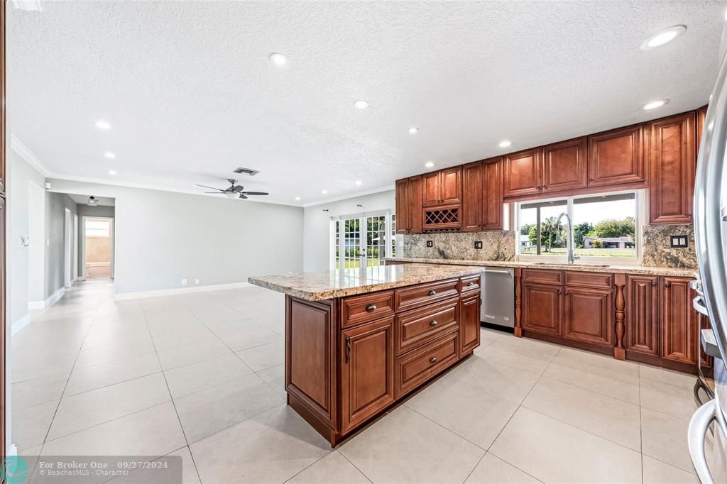 Recently Sold: $1,035,000 (4 beds, 3 baths, 2226 Square Feet)