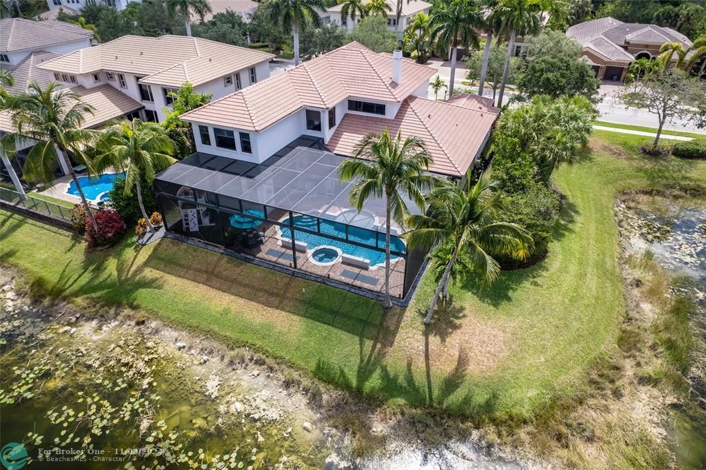 En Venta: $1,574,900 (6 camas, 5 baños, 4568 Pies cuadrados)