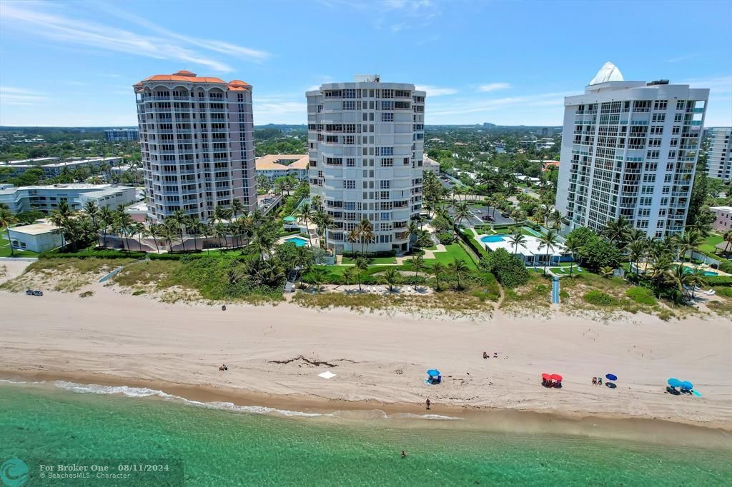 For Sale: $1,775,000 (4 beds, 3 baths, 3000 Square Feet)