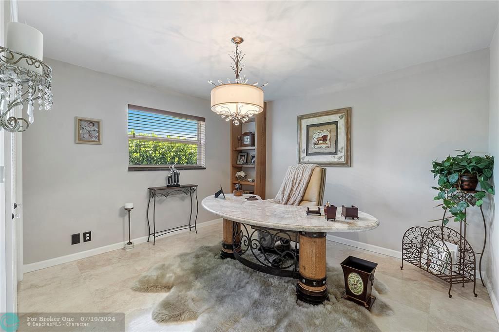 For Sale: $1,289,000 (4 beds, 2 baths, 2870 Square Feet)