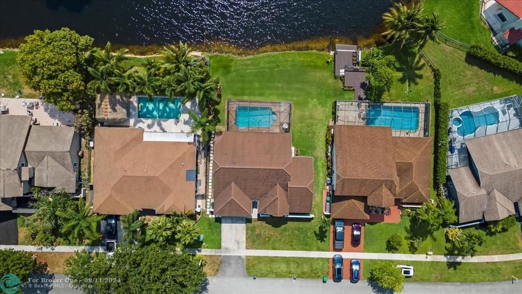 Recently Sold: $850,000 (4 beds, 3 baths, 1931 Square Feet)