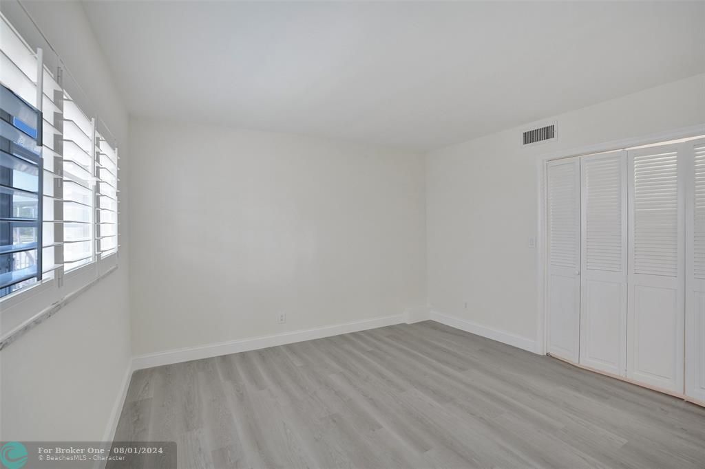 Recently Sold: $450,000 (2 beds, 2 baths, 1100 Square Feet)