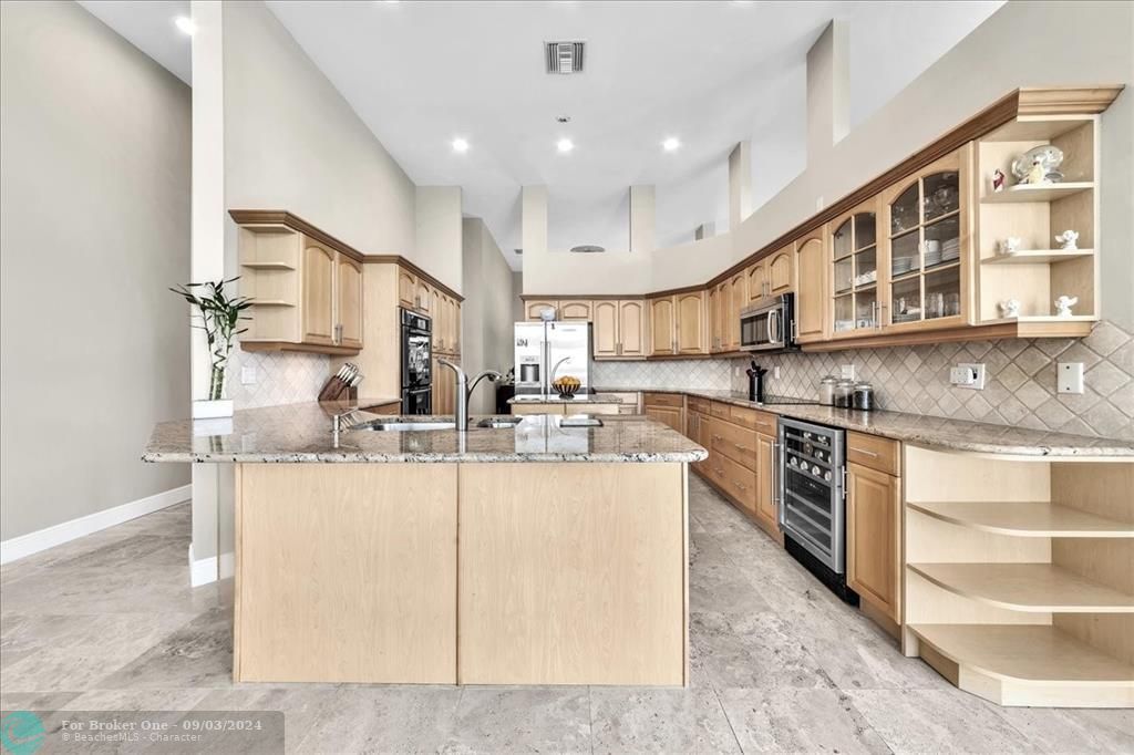 Recently Sold: $1,150,000 (5 beds, 3 baths, 3448 Square Feet)