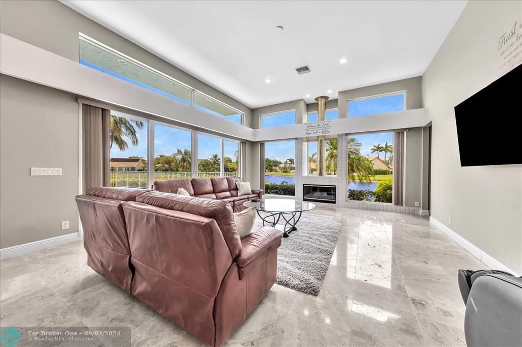 Recently Sold: $1,150,000 (5 beds, 3 baths, 3448 Square Feet)