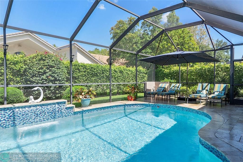 Recently Sold: $925,000 (4 beds, 3 baths, 2895 Square Feet)