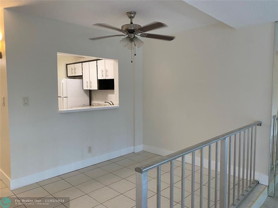 Active With Contract: $194,900 (2 beds, 2 baths, 1095 Square Feet)