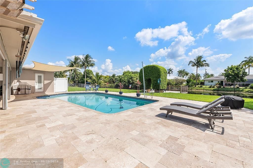 Recently Sold: $877,000 (3 beds, 2 baths, 1830 Square Feet)