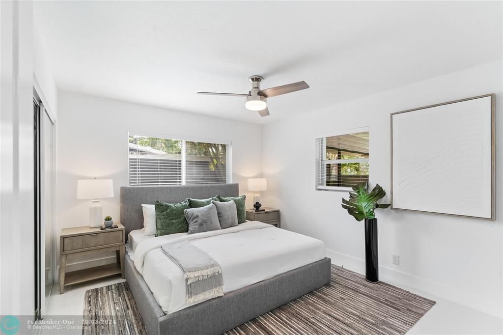 Active With Contract: $925,000 (3 beds, 2 baths, 1728 Square Feet)