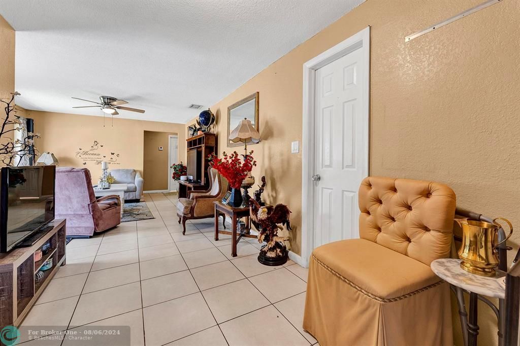Active With Contract: $399,000 (3 beds, 2 baths, 1345 Square Feet)