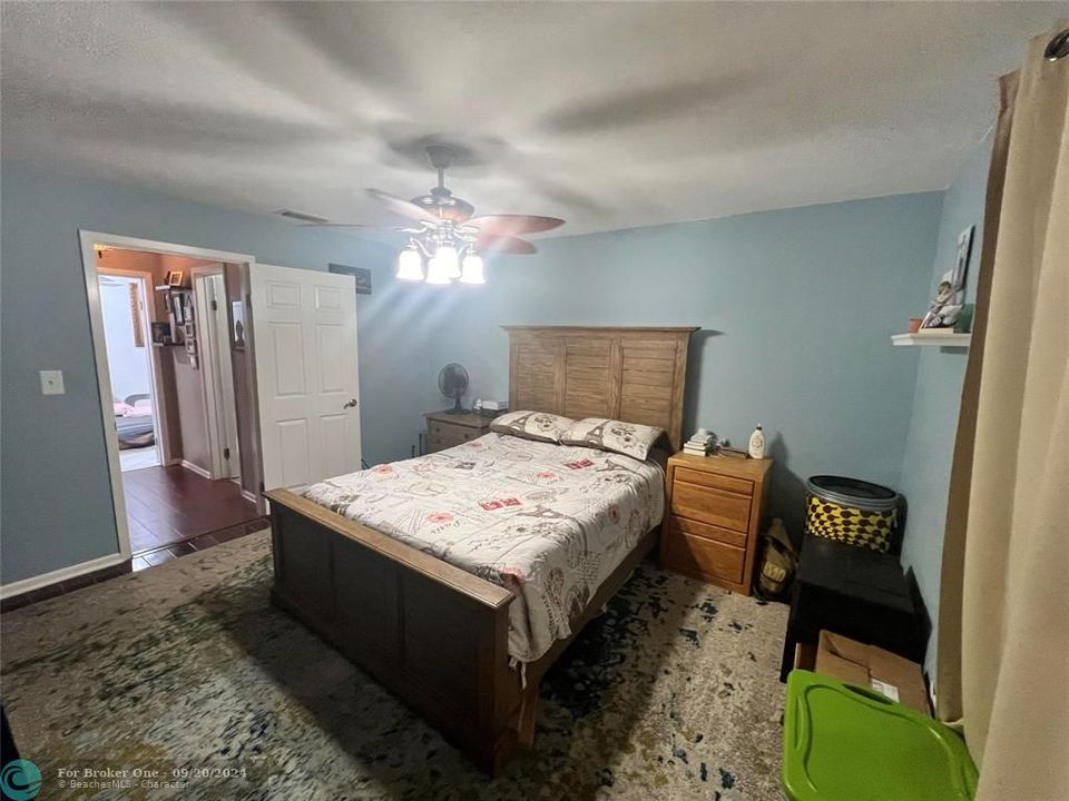 Vendido Recientemente: $199,900 (2 camas, 1 baños, 821 Pies cuadrados)