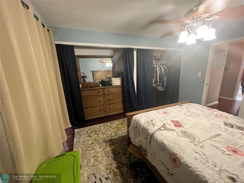 Vendido Recientemente: $199,900 (2 camas, 1 baños, 821 Pies cuadrados)