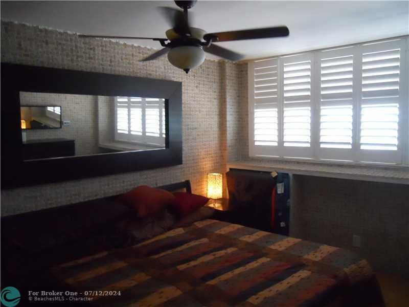 For Rent: $1,775 (1 beds, 1 baths, 650 Square Feet)