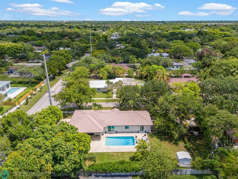 Active With Contract: $1,499,900 (4 beds, 3 baths, 2543 Square Feet)