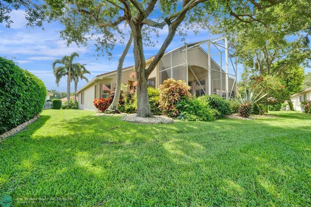 Recently Sold: $625,000 (3 beds, 2 baths, 2544 Square Feet)