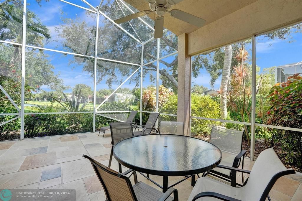 Recently Sold: $625,000 (3 beds, 2 baths, 2544 Square Feet)