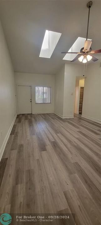 Recently Rented: $3,000 (3 beds, 2 baths, 1342 Square Feet)