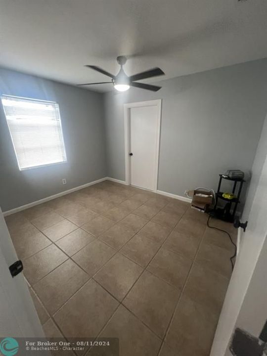 Recently Rented: $2,400 (2 beds, 1 baths, 1117 Square Feet)