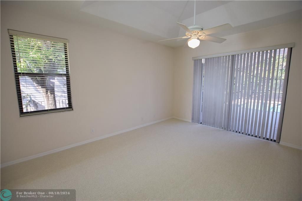 Active With Contract: $4,500 (4 beds, 2 baths, 2276 Square Feet)