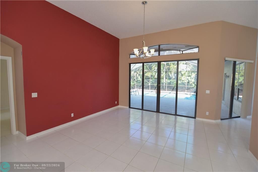 Active With Contract: $4,500 (4 beds, 2 baths, 2276 Square Feet)