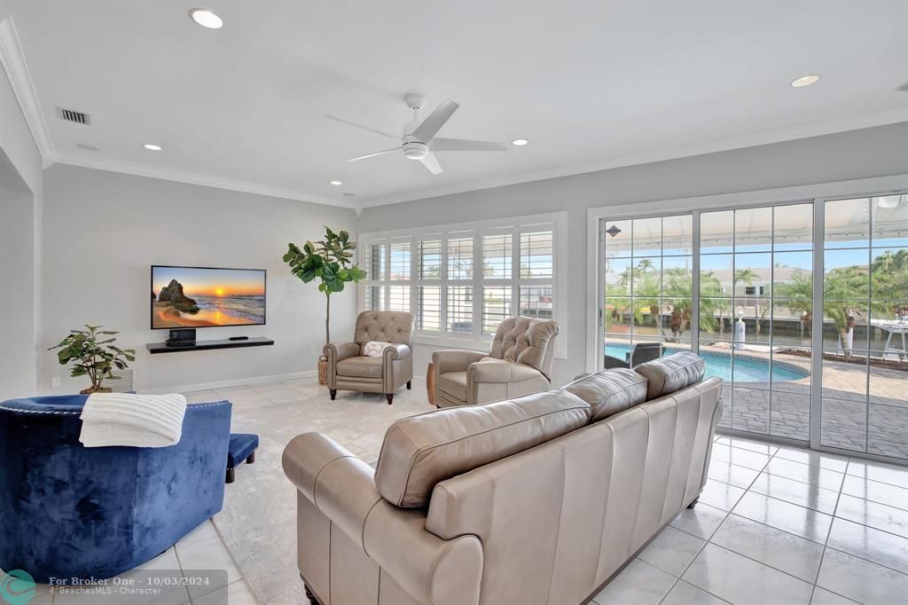 Active With Contract: $1,499,000 (4 beds, 2 baths, 2352 Square Feet)