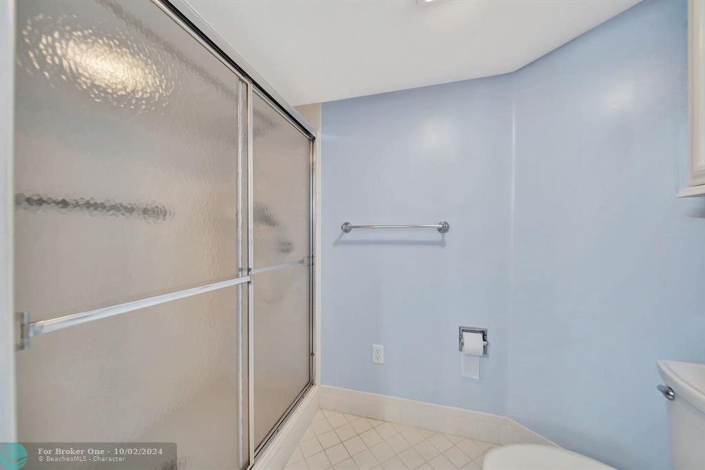 For Sale: $322,000 (2 beds, 2 baths, 1533 Square Feet)