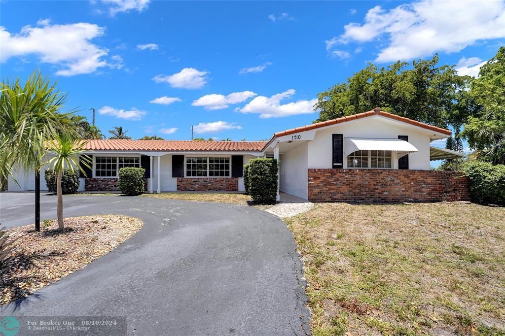 Recently Sold: $850,000 (3 beds, 2 baths, 2117 Square Feet)