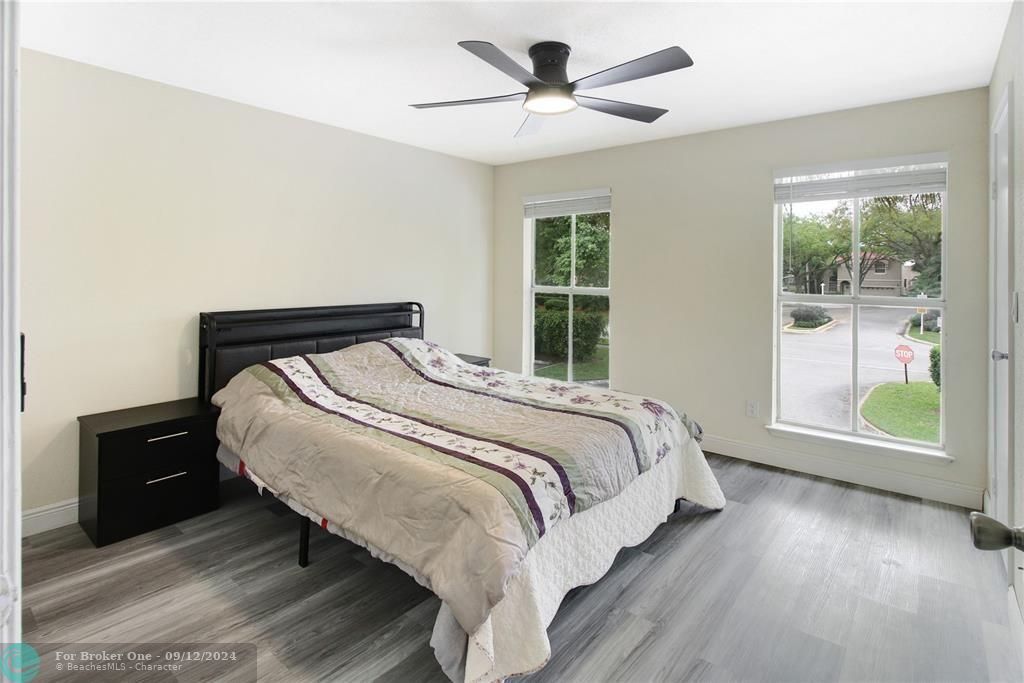 Active With Contract: $2,300 (2 beds, 2 baths, 1200 Square Feet)