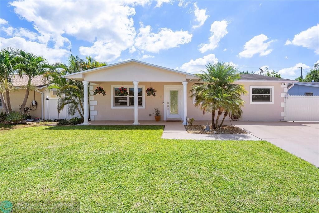 Active With Contract: $629,000 (3 beds, 2 baths, 1506 Square Feet)