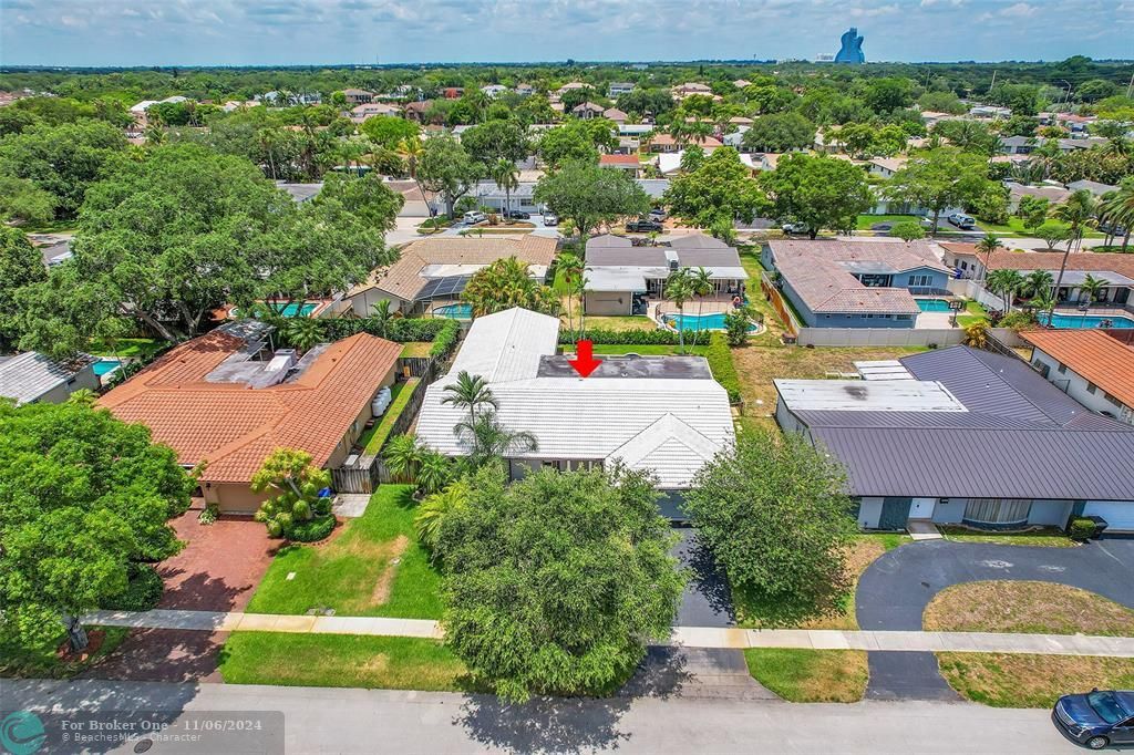 For Sale: $995,000 (3 beds, 2 baths, 2679 Square Feet)