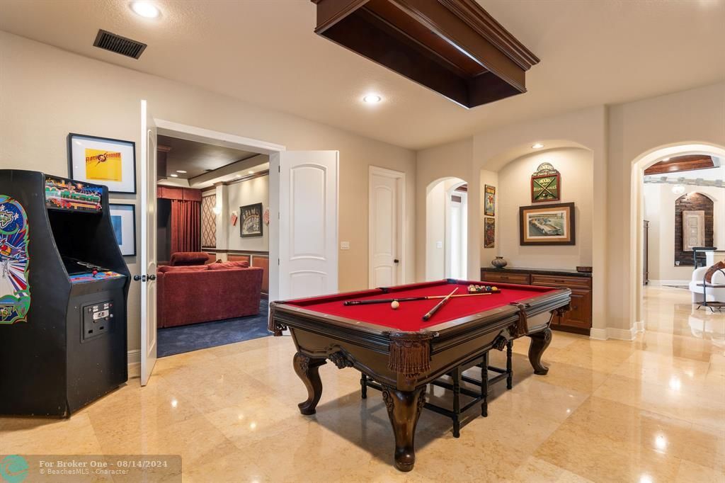 For Sale: $2,395,000 (6 beds, 6 baths, 6065 Square Feet)