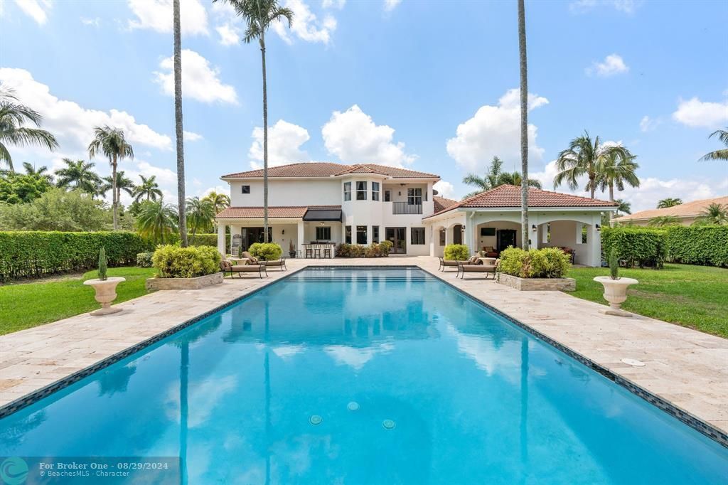 For Sale: $2,395,000 (6 beds, 6 baths, 6065 Square Feet)