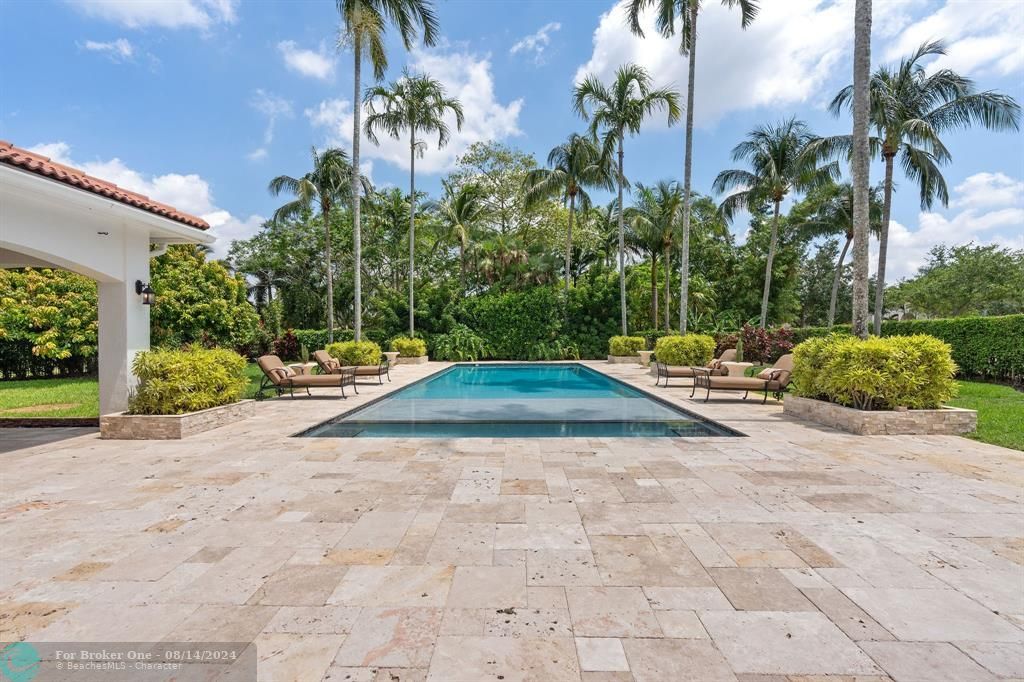 Active With Contract: $2,175,000 (6 beds, 6 baths, 6065 Square Feet)