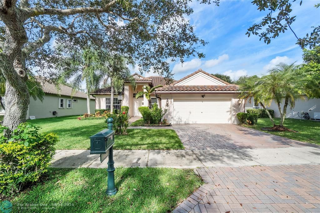 Active With Contract: $5,550 (4 beds, 3 baths, 2389 Square Feet)