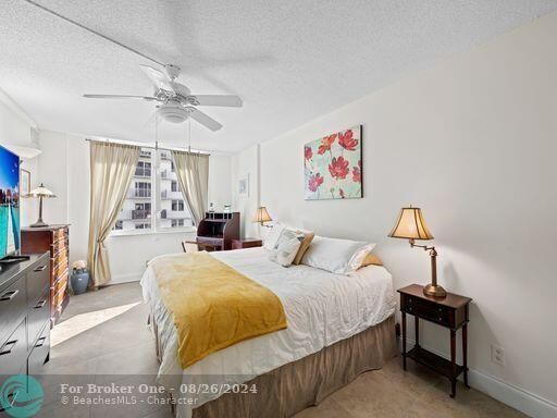 Active With Contract: $6,250 (2 beds, 2 baths, 1050 Square Feet)