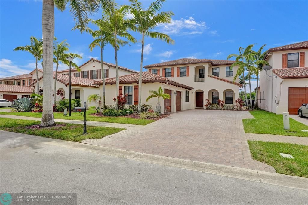 Active With Contract: $1,399,000 (5 beds, 4 baths, 3382 Square Feet)