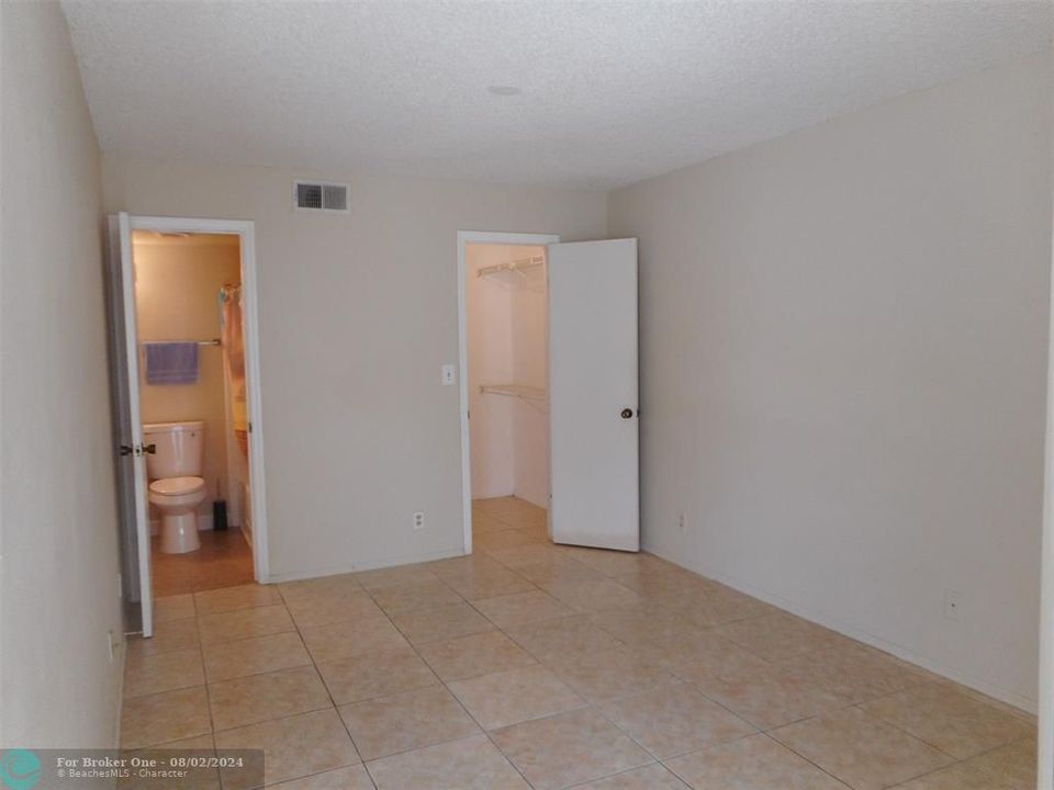 For Rent: $1,850 (0 beds, 1 baths, 650 Square Feet)