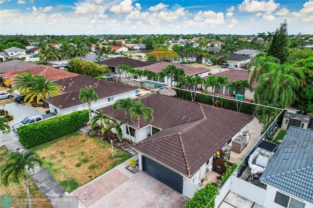 Active With Contract: $765,000 (3 beds, 2 baths, 1794 Square Feet)