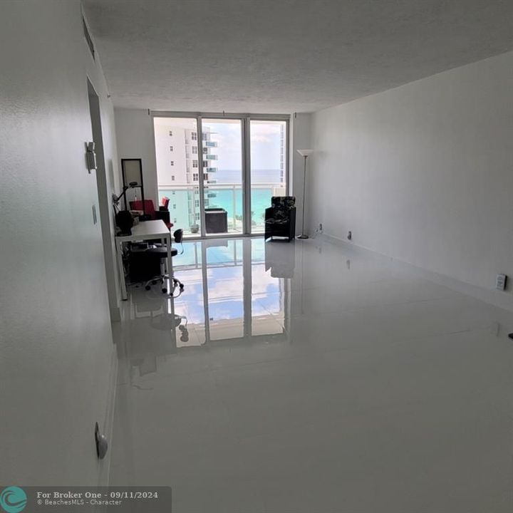 En Venta: $450,000 (1 camas, 1 baños, 1021 Pies cuadrados)