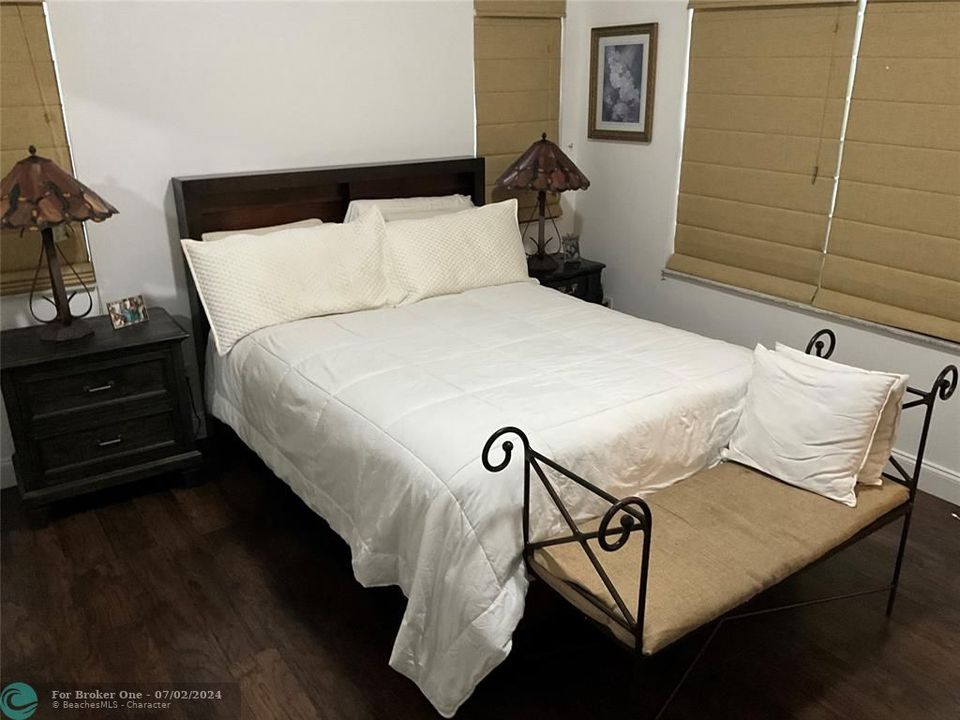 En Venta: $550,900 (3 camas, 2 baños, 1496 Pies cuadrados)
