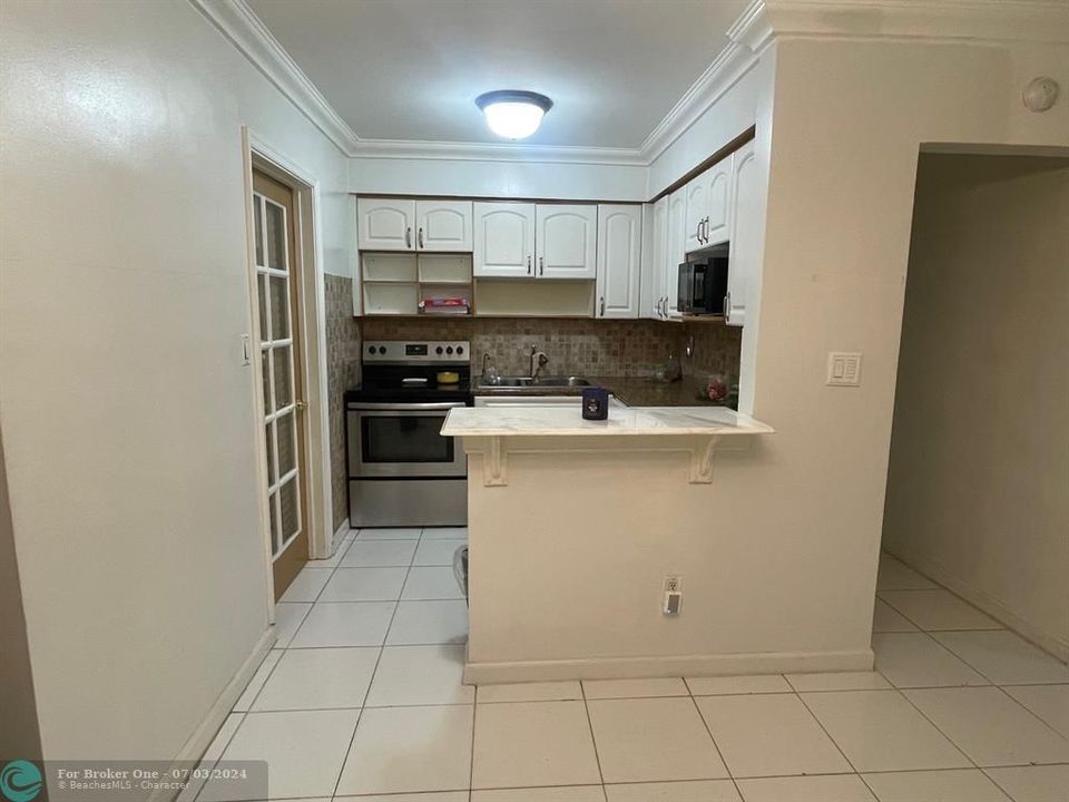 For Sale: $399,000 (3 beds, 1 baths, 1259 Square Feet)