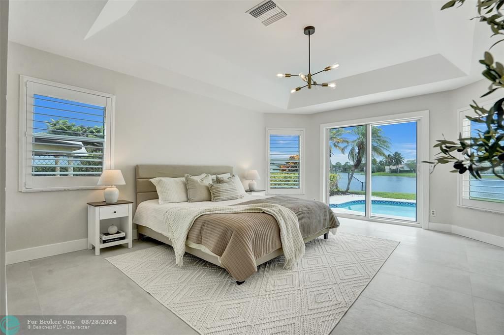 Active With Contract: $1,199,000 (4 beds, 3 baths, 2862 Square Feet)