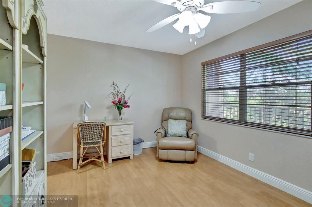 Active With Contract: $269,000 (2 beds, 2 baths, 1350 Square Feet)