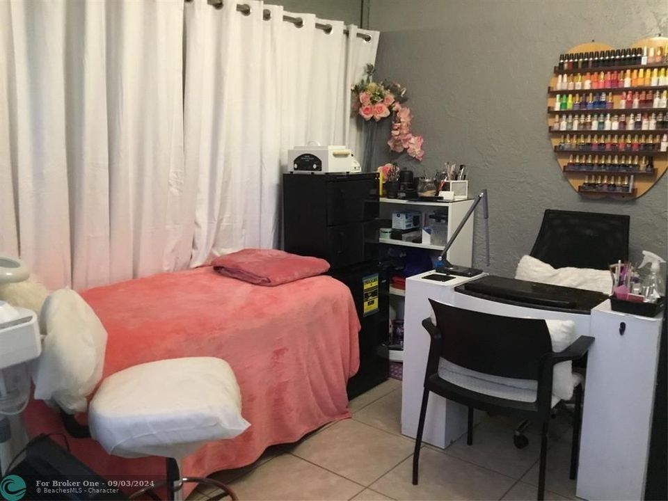 En Venta: $253,000 (2 camas, 2 baños, 963 Pies cuadrados)