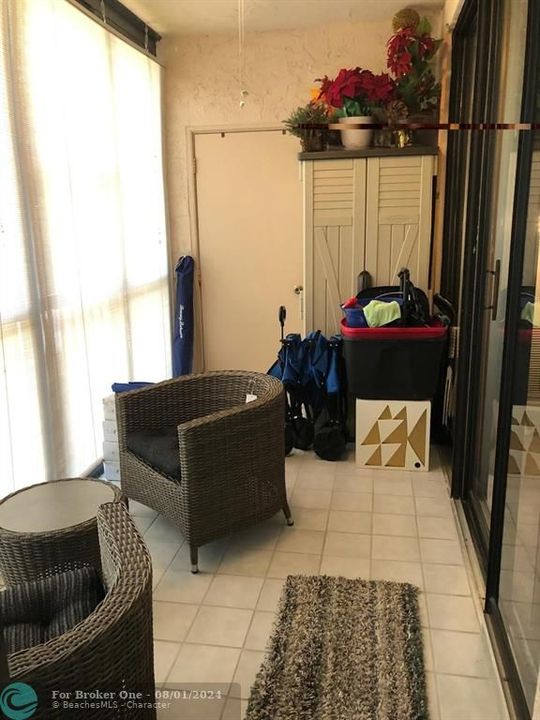 En Venta: $229,000 (2 camas, 2 baños, 1070 Pies cuadrados)