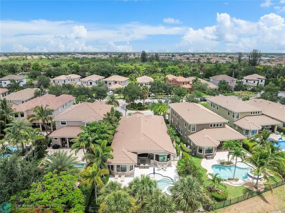 Recently Sold: $1,299,900 (4 beds, 2 baths, 2566 Square Feet)