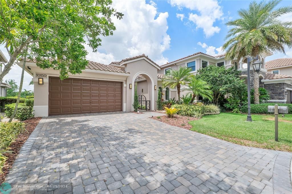 Active With Contract: $1,299,900 (4 beds, 2 baths, 2566 Square Feet)