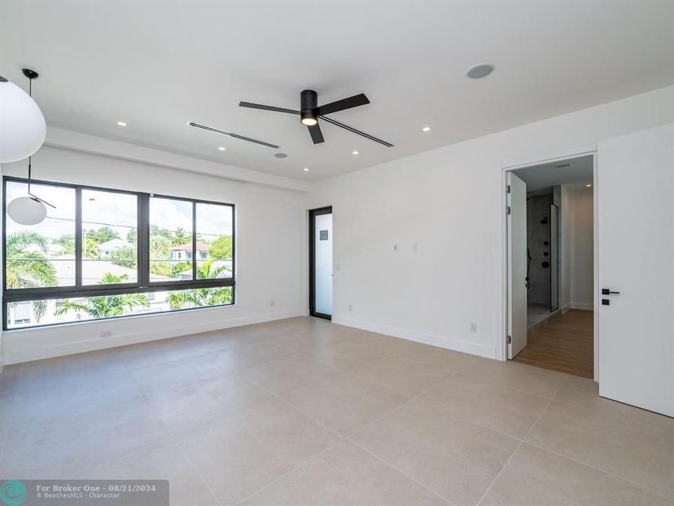 For Sale: $3,000,000 (4 beds, 4 baths, 3841 Square Feet)