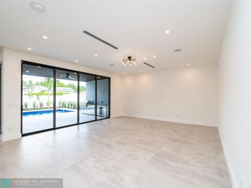 For Sale: $3,000,000 (4 beds, 4 baths, 3841 Square Feet)