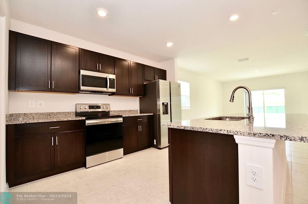 Active With Contract: $2,800 (4 beds, 2 baths, 1867 Square Feet)