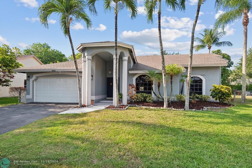 Active With Contract: $599,999 (4 beds, 2 baths, 2270 Square Feet)